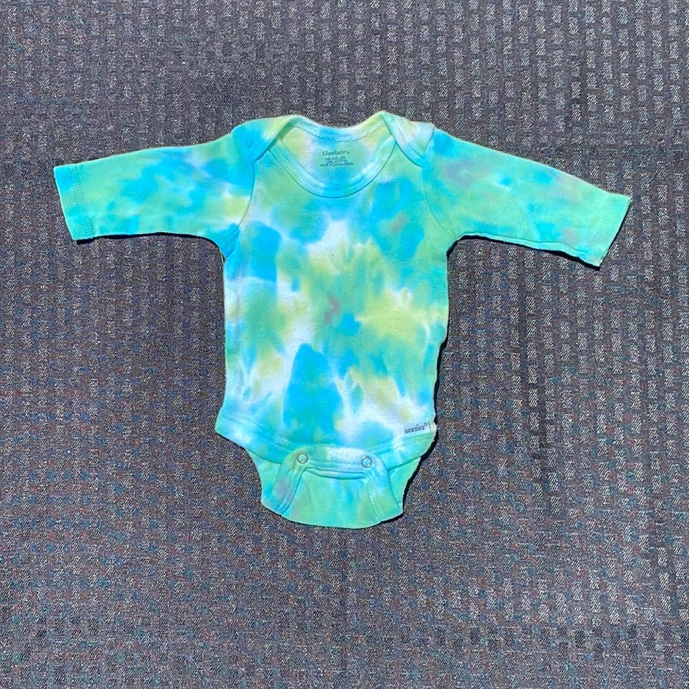 Homemade Tie Dye Long Sleeve Onesie-W6479